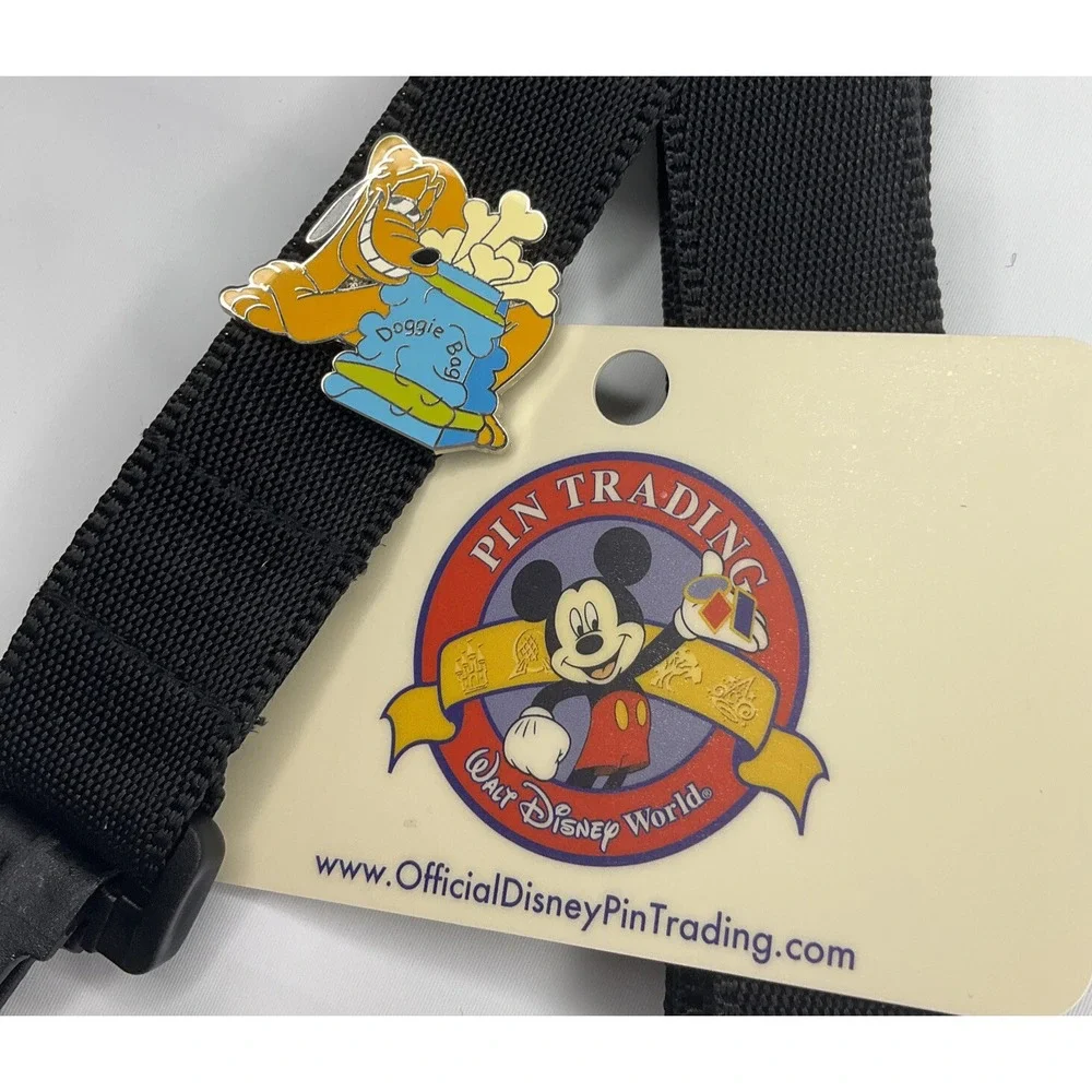 Disney Pin Trading Lanyard WDW AAA Pluto Doggie Bag ( Blue Version ) 2005‎ New